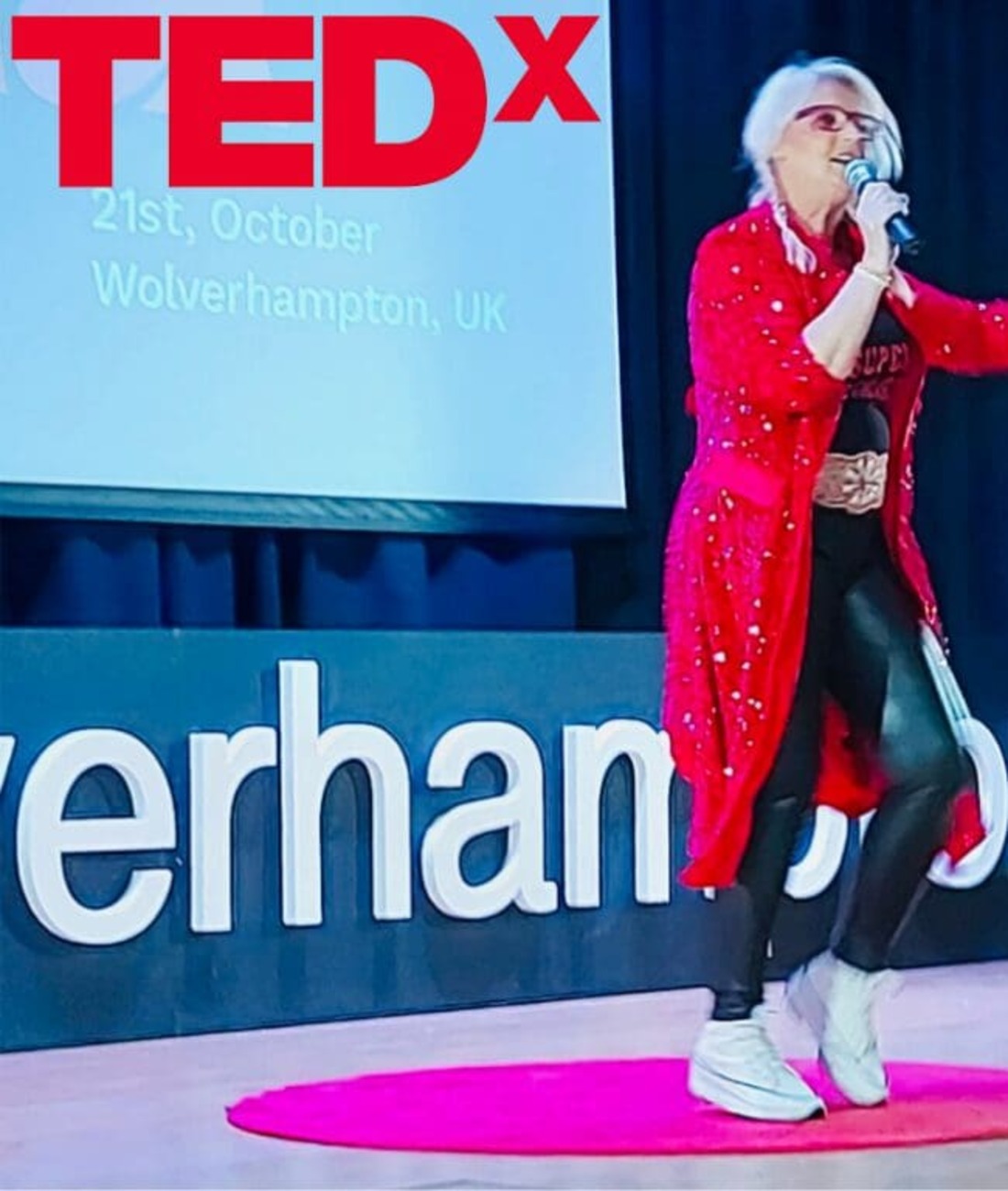 Jules Mitchell speaking at TEDx Wolverhampton